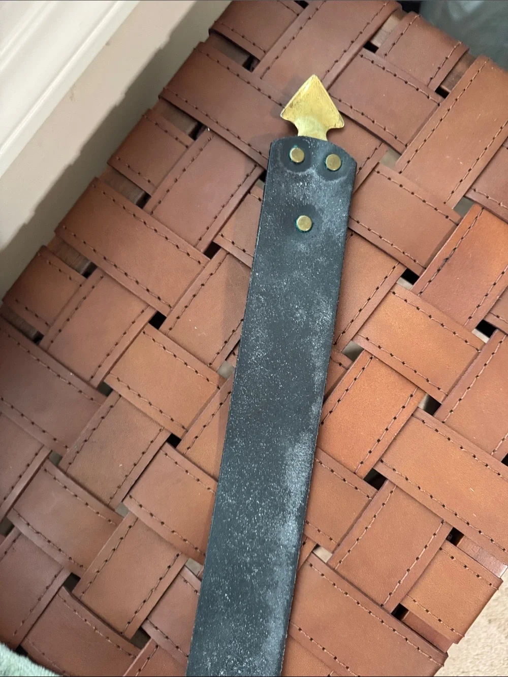 Chico's Black Leather brass arrowhead Belt